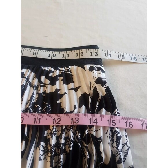 Covington Womens Skirt Size Small Floral Accordion Pleated High Low Bohemian - Picture 7 of 9